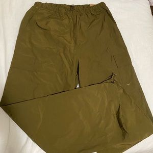 Parachute pants